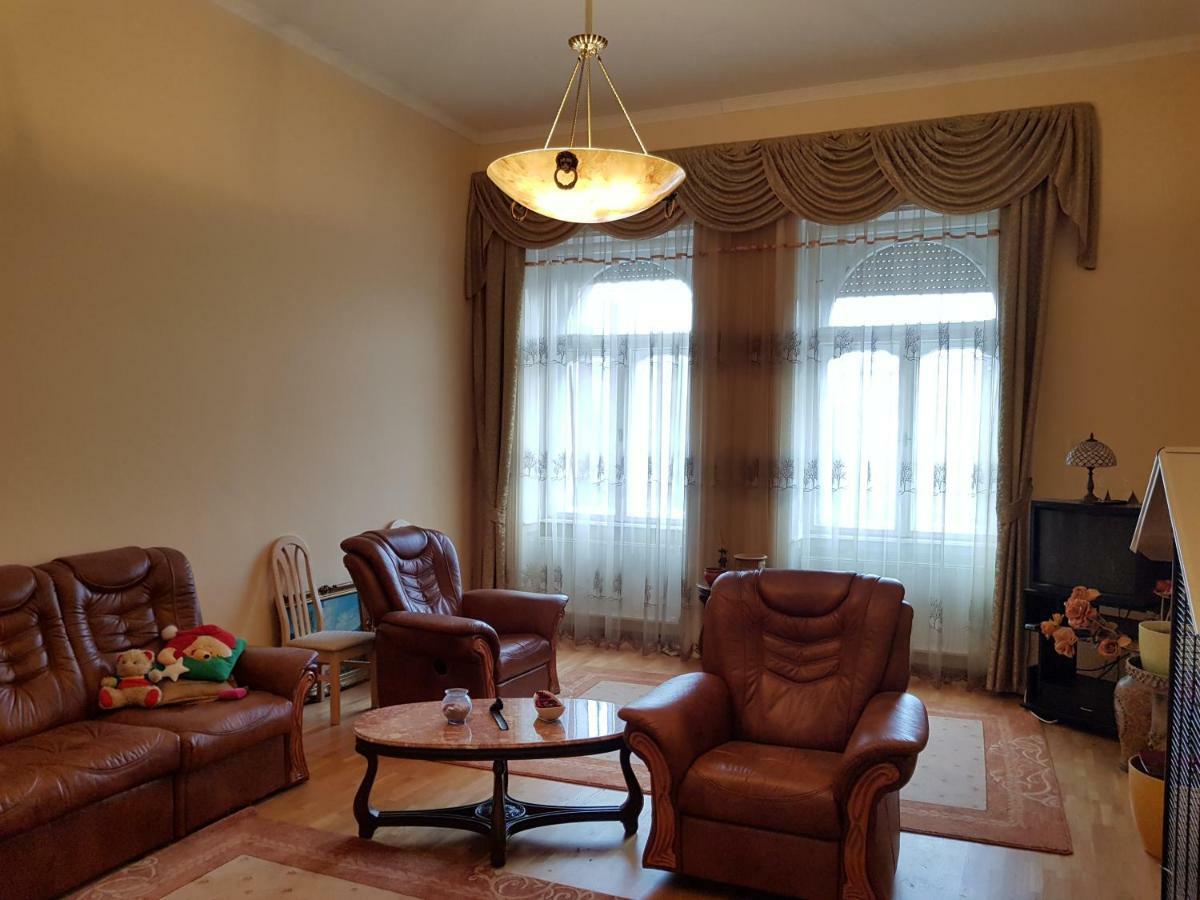 Gabriella Szallas Tabor Utca 5 Szeged Bagian luar foto
